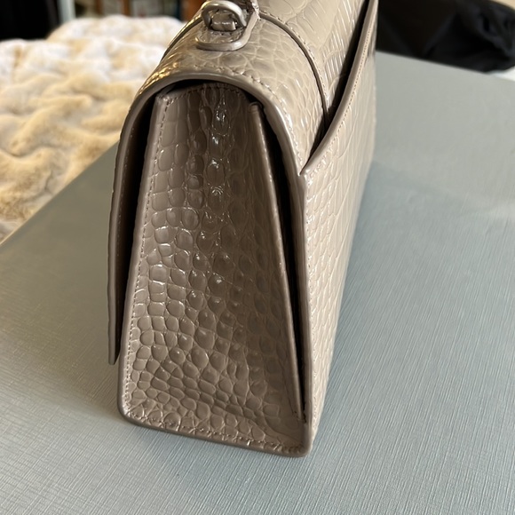 Balenciaga hourglass croc embossed leather bag - Picture 5 of 16